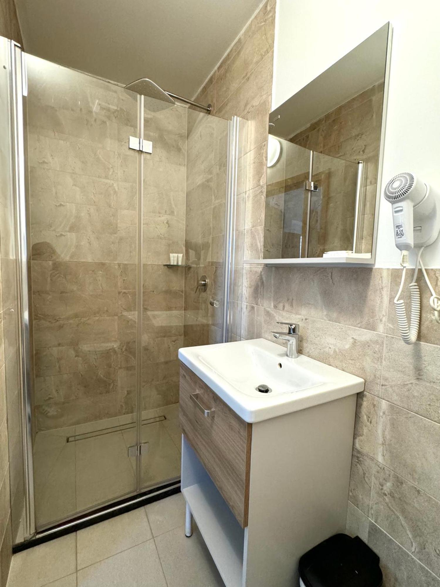 L&L Rooms Maribor Luaran gambar